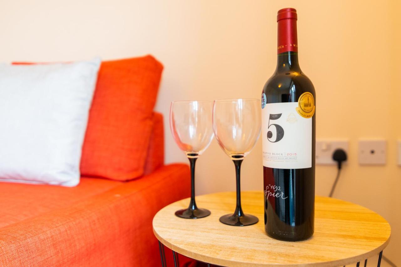 Casa de férias Wenlock Way House, Luxury Serviced